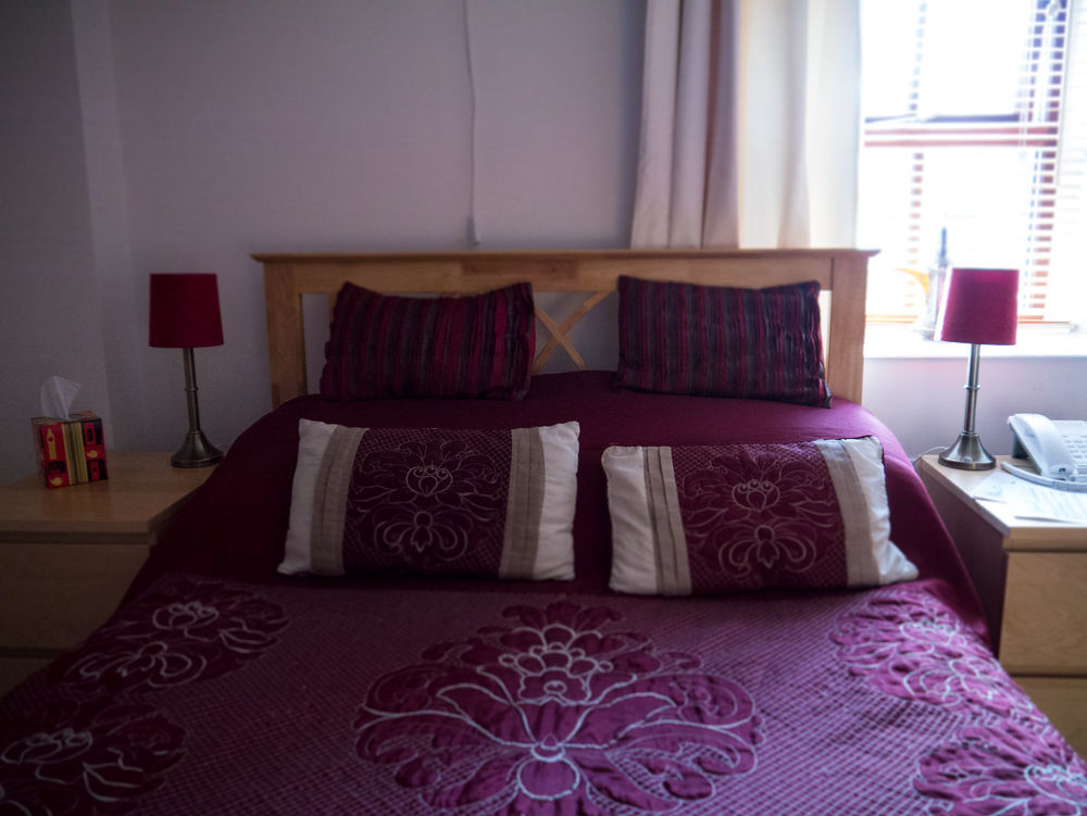 Sheldon'S Retreat B&B 베이크웰 외부 사진